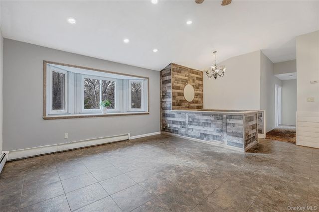 43 Madeline Road, Ridge, NY 11961