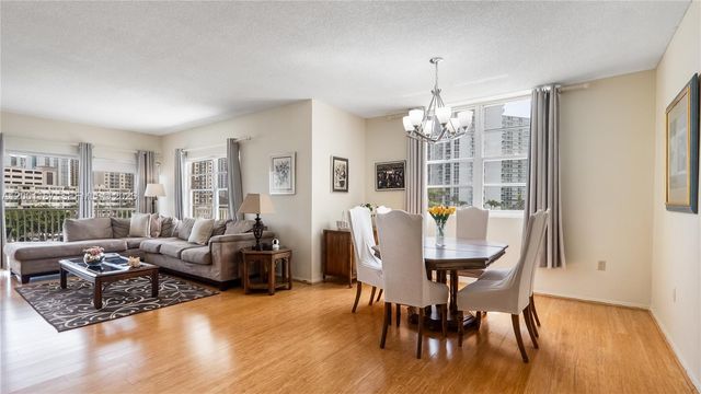 300 Bayview Dr 315, Sunny Isles Beach, FL 33160