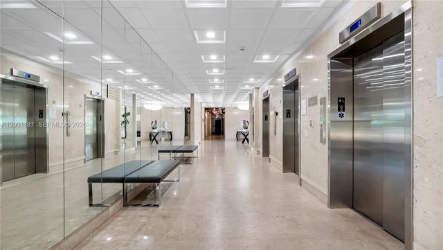 300 Bayview Dr 315, Sunny Isles Beach, FL 33160