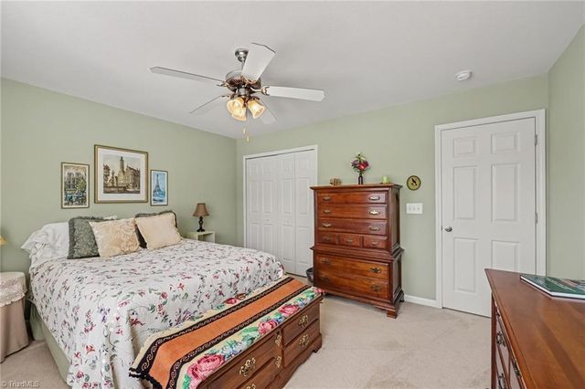 910 Central Park Avenue, Greensboro, NC 27407