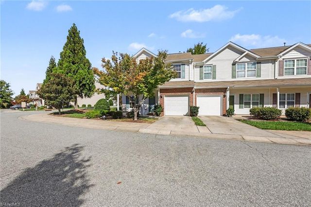 910 Central Park Avenue, Greensboro, NC 27407