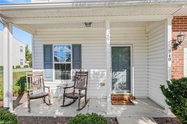 910 Central Park Avenue, Greensboro, NC 27407