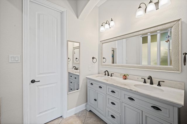5665 Binbranch Lane, Mckinney, TX 75071