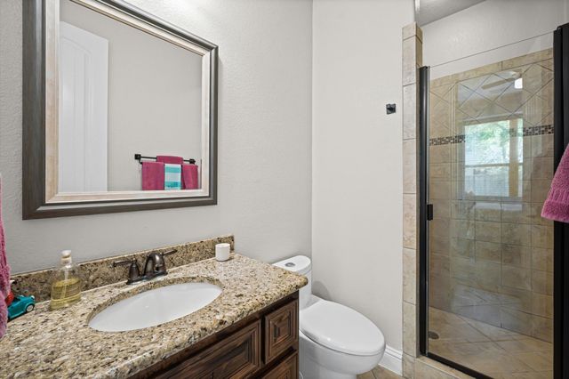 5665 Binbranch Lane, Mckinney, TX 75071