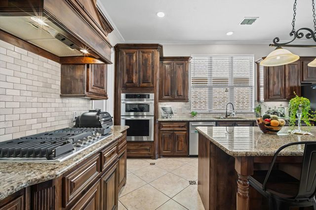 5665 Binbranch Lane, Mckinney, TX 75071