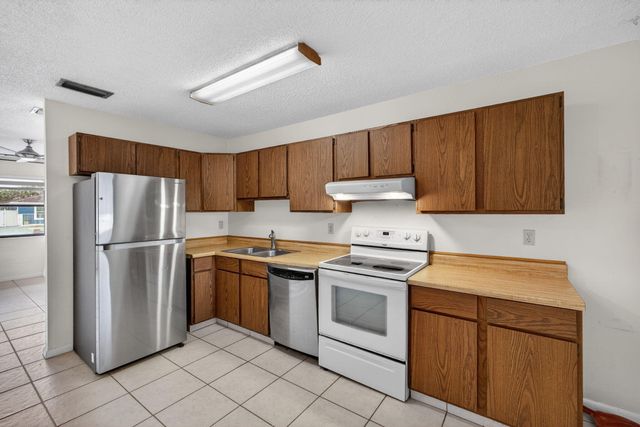 6253 Francis Street, Jupiter, FL 33458