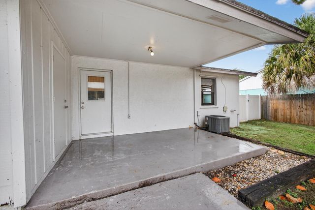 6253 Francis Street, Jupiter, FL 33458