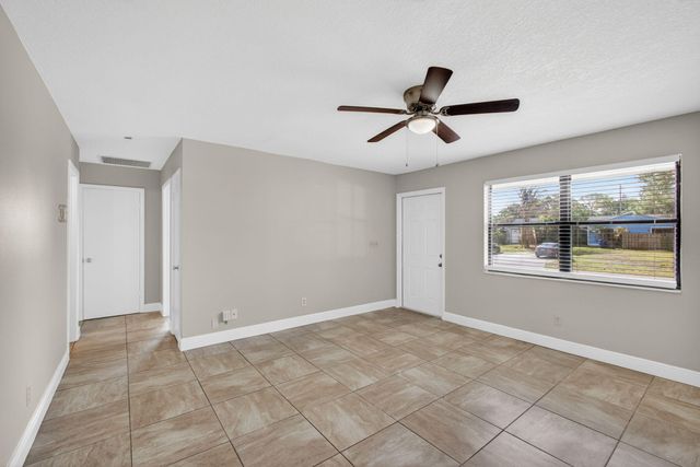 6253 Francis Street, Jupiter, FL 33458