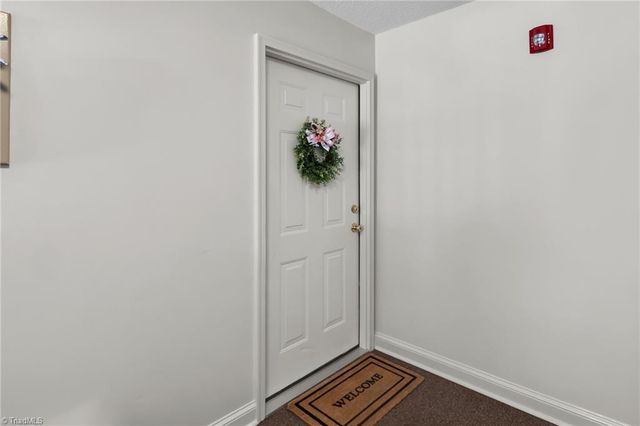 433 Mill Pond Drive, Winston-salem, NC 27106