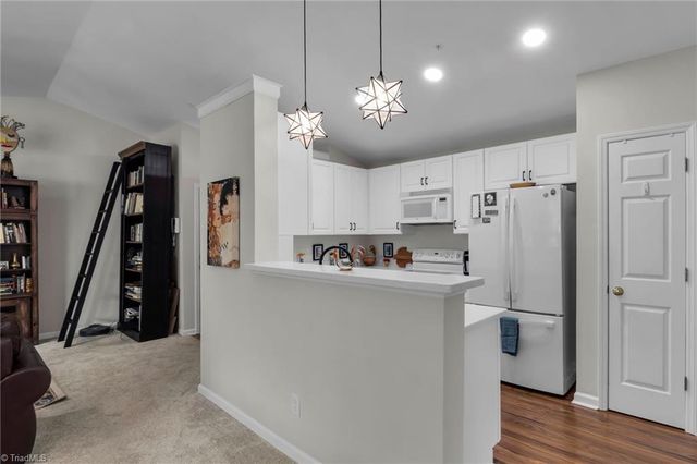 433 Mill Pond Drive, Winston-salem, NC 27106