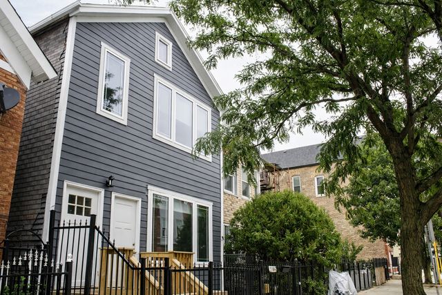 2146 W 21 Street 1, Chicago, IL 60608