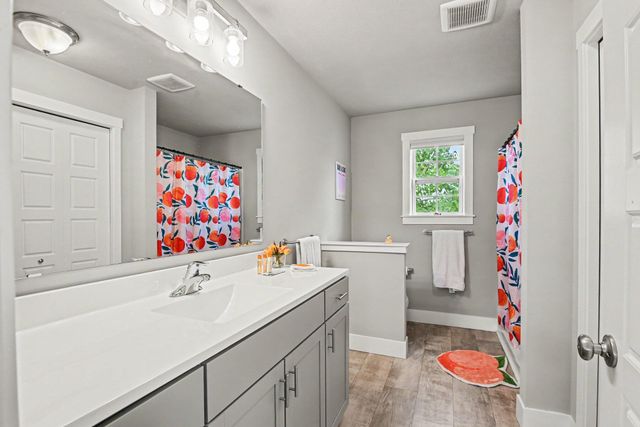 723 Meadow Drive, South Haven, MI 49090