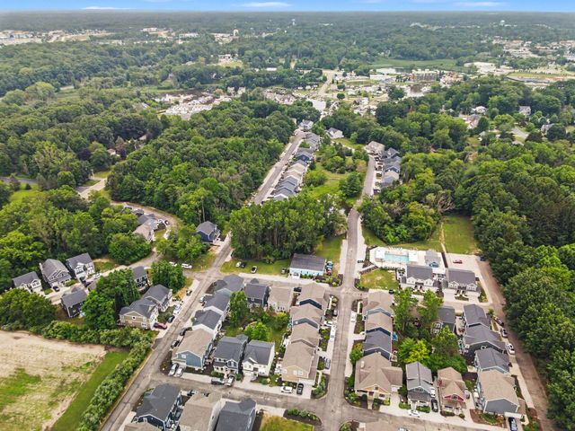723 Meadow Drive, South Haven, MI 49090