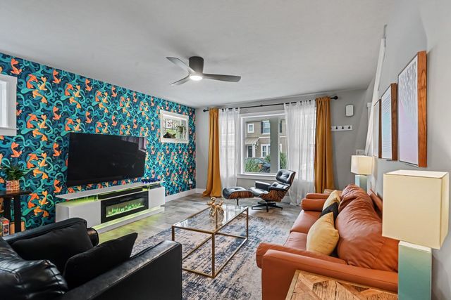 723 Meadow Drive, South Haven, MI 49090