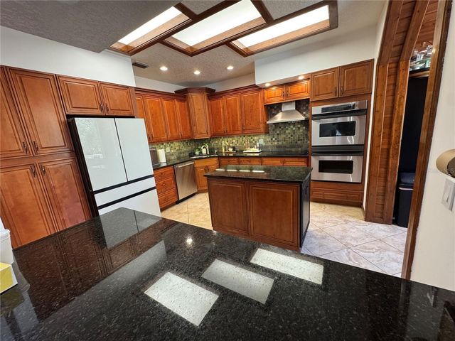 120 E BAHAMA ROAD, Winter Springs, FL 32708