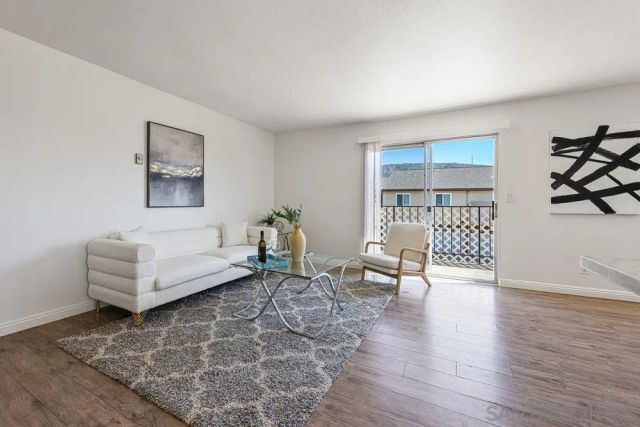 9786 Caminito Bolsa, San Diego, CA 92129