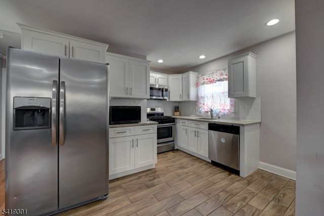 448 Clifton Blvd, Clifton City, NJ 07013