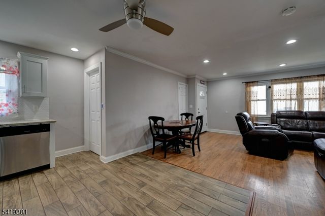 448 Clifton Blvd, Clifton City, NJ 07013