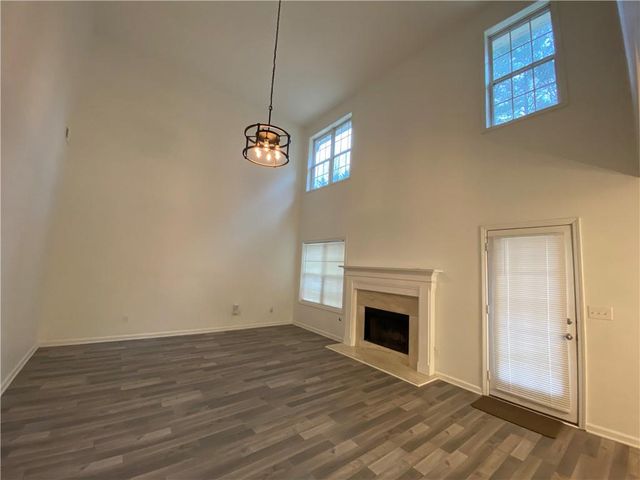 1551 Park Knoll Trail, Lawrenceville, GA 30043