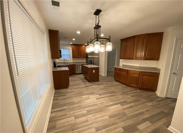 1551 Park Knoll Trail, Lawrenceville, GA 30043