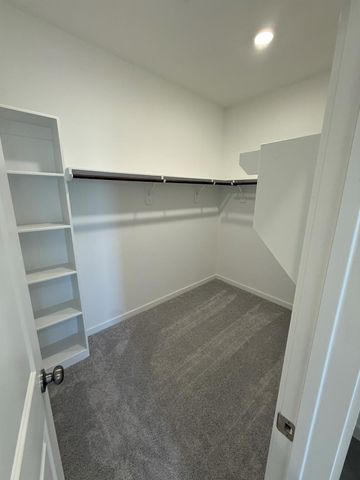 1983 Glacier Gorge Trail, Dayton, TX 77535