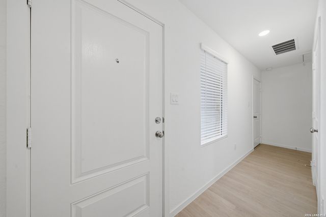 5253 Morgan Crest, San Antonio, TX 78253