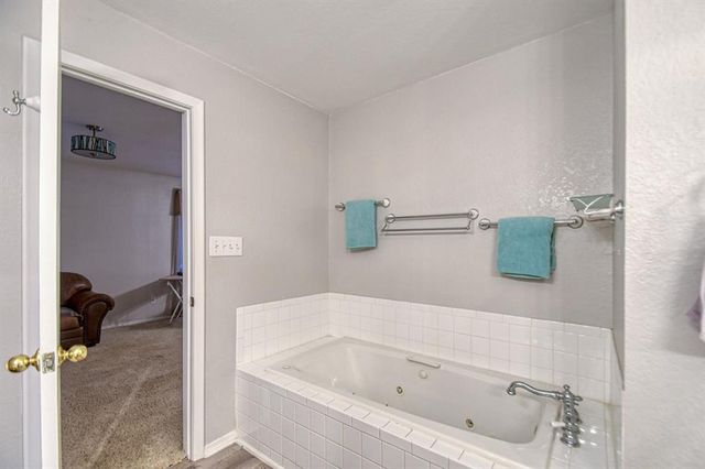 2293 County Street 2814, Chickasha, OK 73018