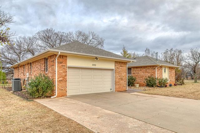 2293 County Street 2814, Chickasha, OK 73018