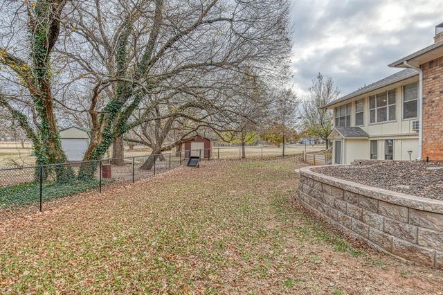 2293 County Street 2814, Chickasha, OK 73018