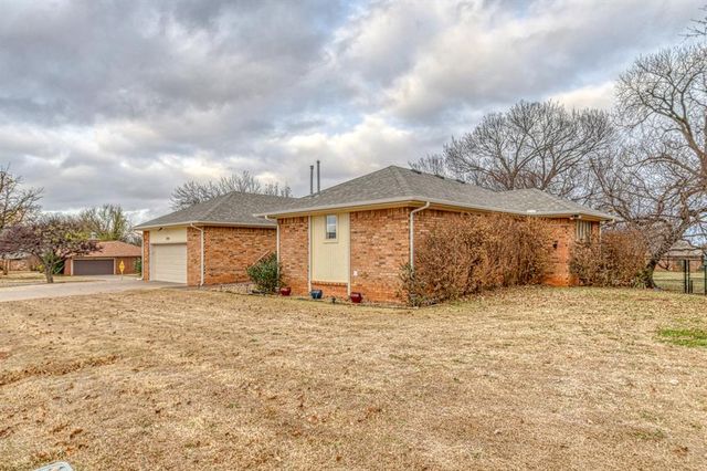 2293 County Street 2814, Chickasha, OK 73018