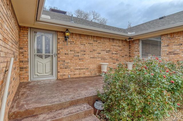 2293 County Street 2814, Chickasha, OK 73018