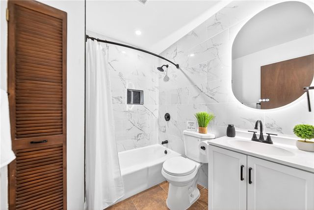 113 Redbud Dr, Chippewa Twp, PA 15010