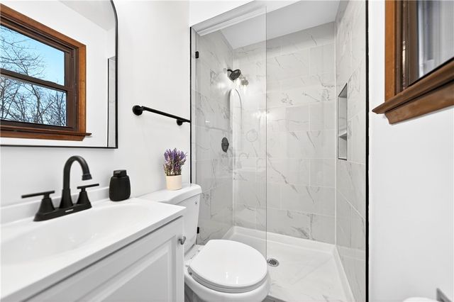 113 Redbud Dr, Chippewa Twp, PA 15010