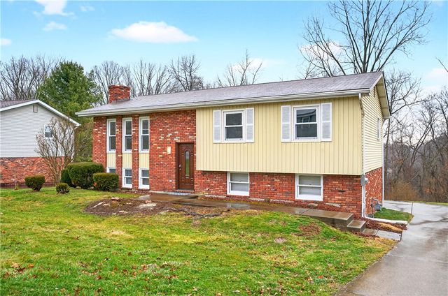 113 Redbud Dr, Chippewa Twp, PA 15010