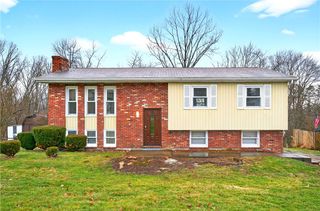 113 Redbud Dr, Chippewa Twp, PA 15010