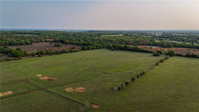 930 County Road 357 County Road 357, Gause, TX 77857