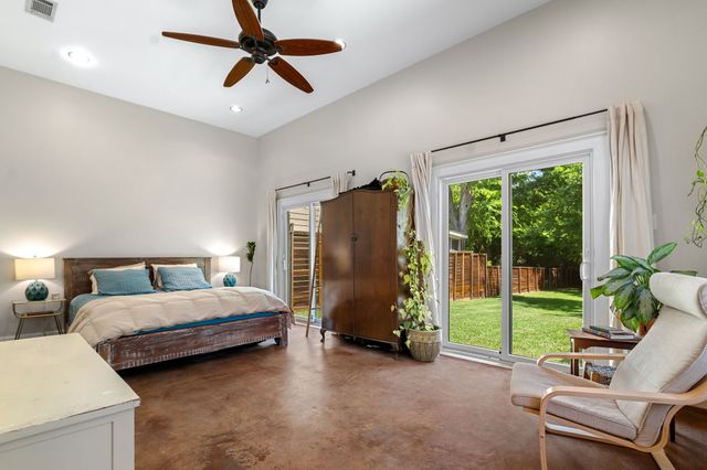 9010 Eustis Avenue, Dallas, TX 75218