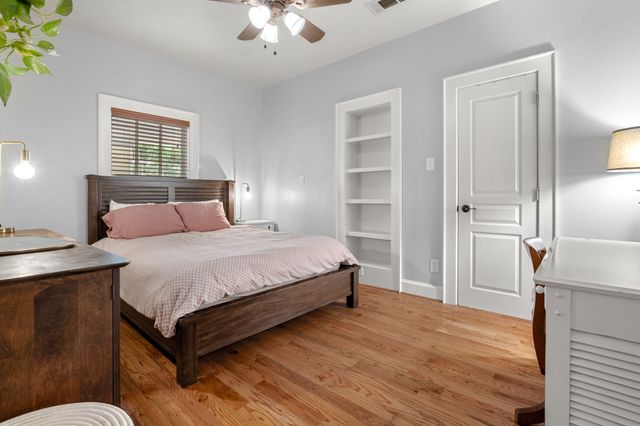 9010 Eustis Avenue, Dallas, TX 75218
