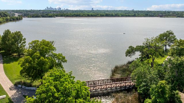9010 Eustis Avenue, Dallas, TX 75218
