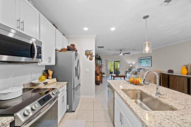 10912 SW Vasari Way, Port St. Lucie, FL 34987