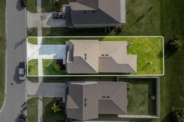 10912 SW Vasari Way, Port St. Lucie, FL 34987