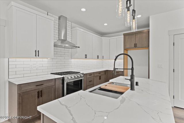 2528 S Rainbow View Circle, Wasilla, AK 99645