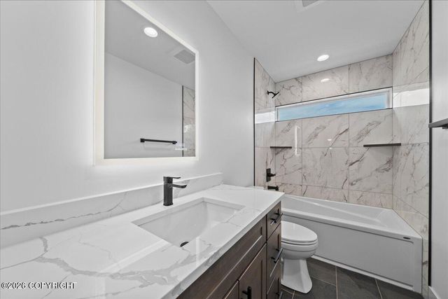 2528 S Rainbow View Circle, Wasilla, AK 99645