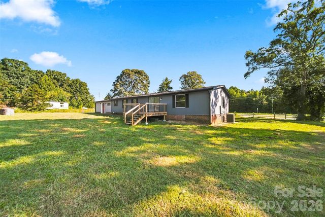 2947 NC 16 Highway, Newton, NC 28658