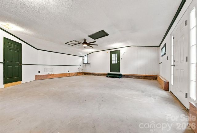 2947 NC 16 Highway, Newton, NC 28658