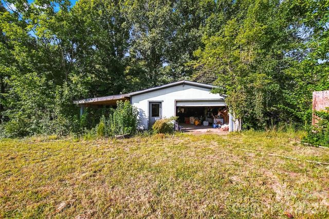 2947 NC 16 Highway, Newton, NC 28658