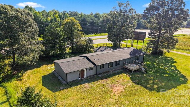2947 NC 16 Highway, Newton, NC 28658