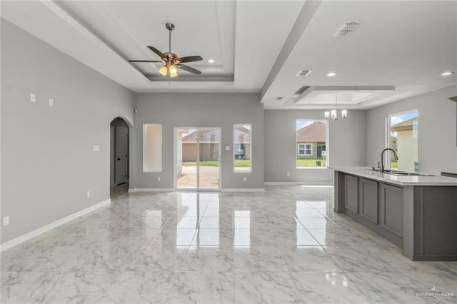 6000 N Playa Del Sol Street, Edinburg, TX 78541