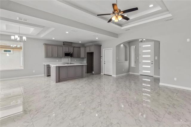 6000 N Playa Del Sol Street, Edinburg, TX 78541