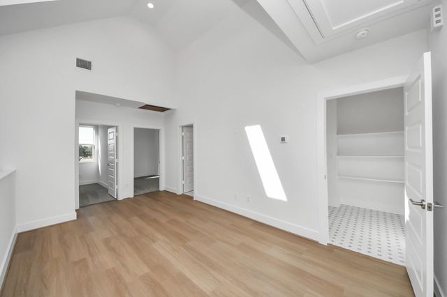 2216 Via Cami, Houston, TX 77051
